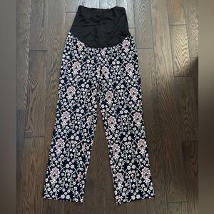 Women’s Maternity Loft Pants. Size 4.